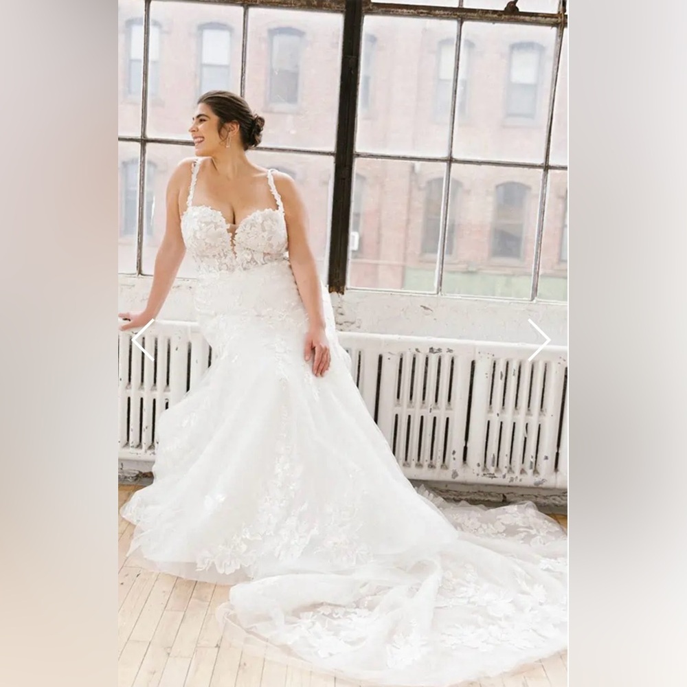 Essense of Australia WEDDING DRESS AND VEIL ๐ฐ๐ปโโ๏ธ - Picture 12 of 15